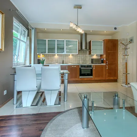 - Acco Rent 아파트 *